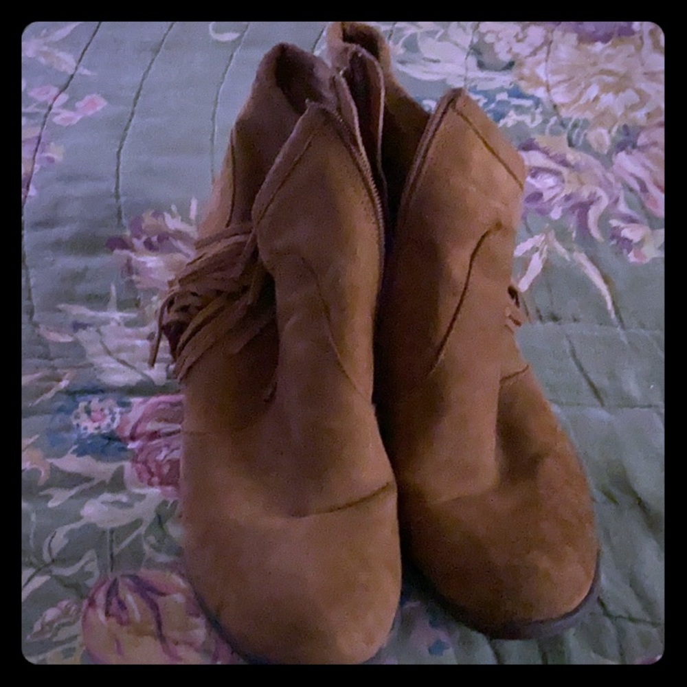 Cowboy boots / low cut